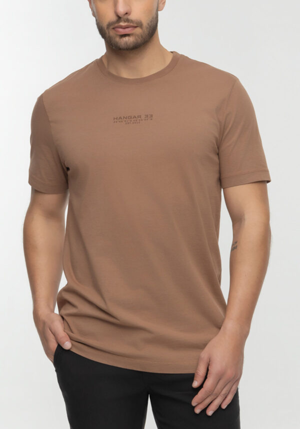 CAMISETA MALHA NATURAL ESTAMPADA HANGAR 33