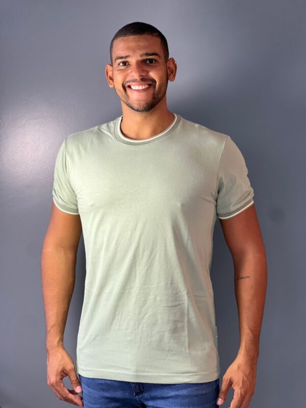 CAMISETA MALHA PELETIZADA HANGAR 33 - Image 4