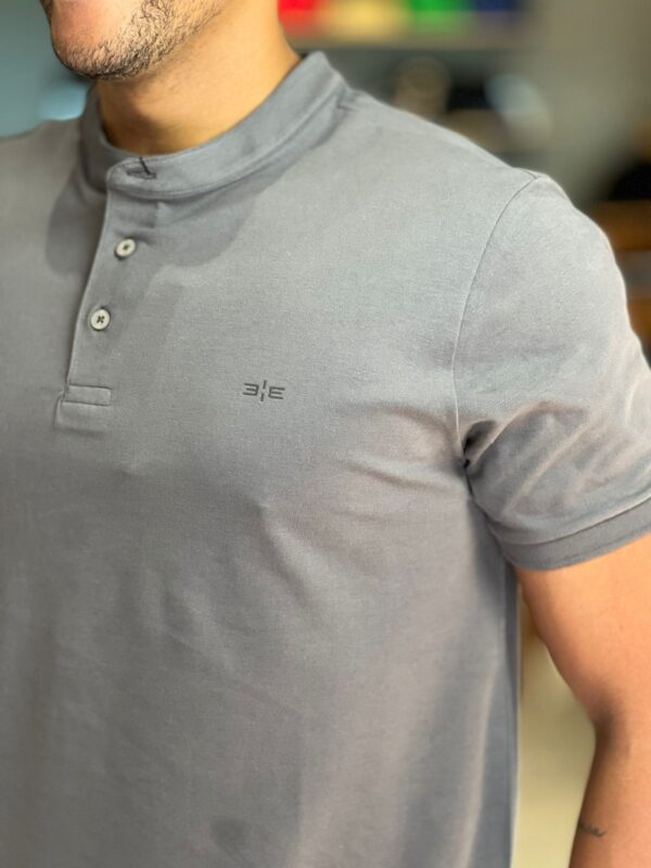 CAMISA GOLA PADRE MALHA PIQUET HANGAR 33 - Image 2