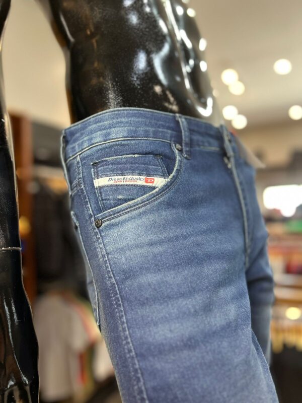 CALCA JEANS DIESEL ESCURA - Image 2