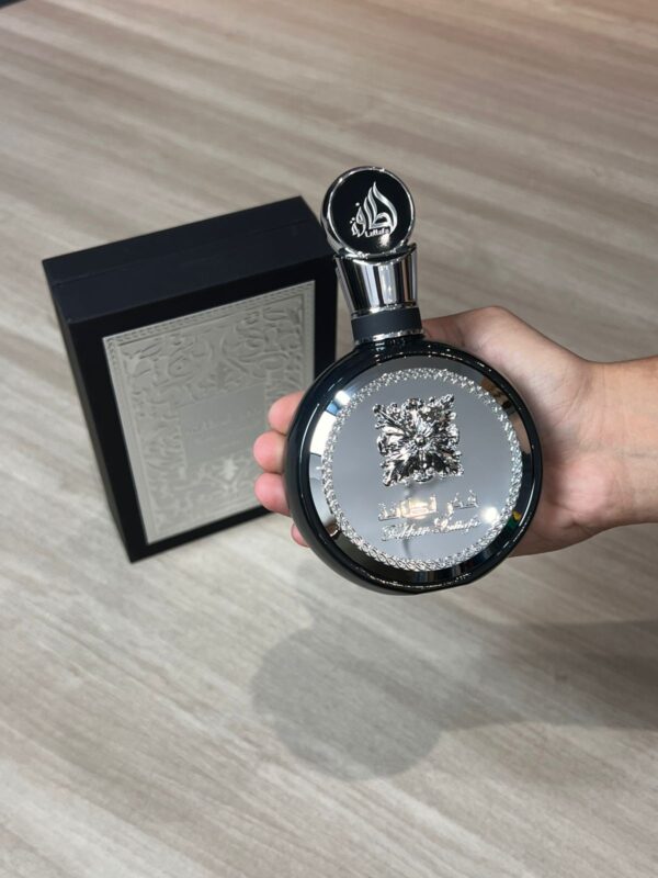 PERFUME FAKHAR BLACK LATTAFA EAU DE PARFUM