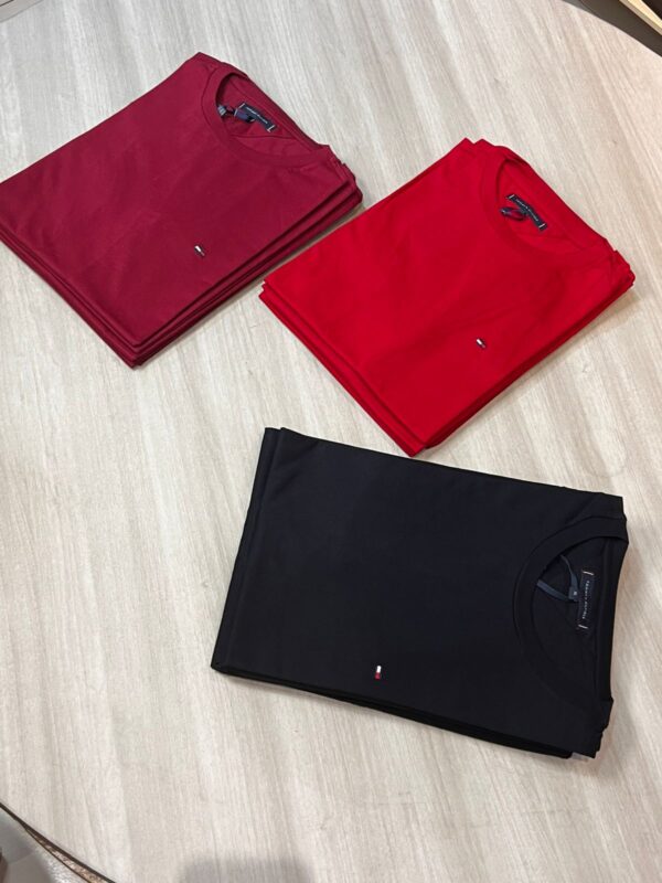 CAMISETA BASIC TOMMY HILFIGER 100% COTTON