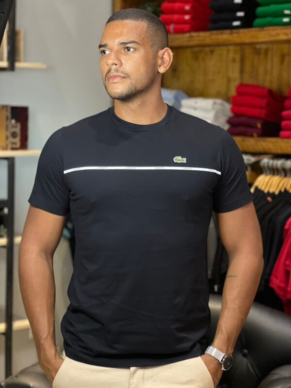CAMISETA LACOSTE FAIXA PEITO - Image 2