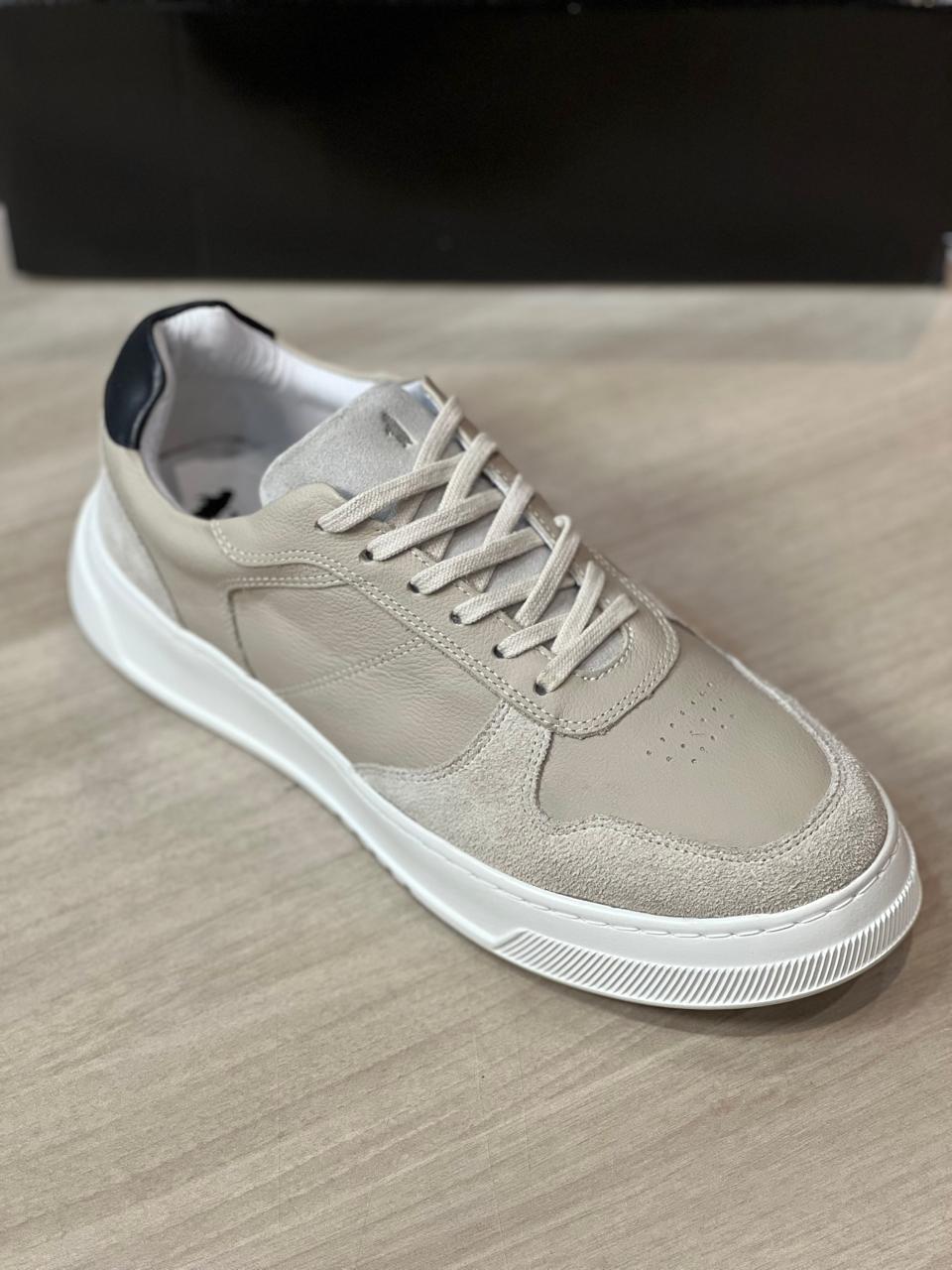 SAPATENIS CREME COURO USA